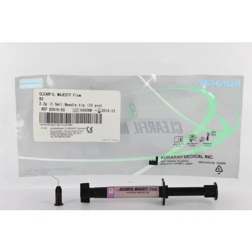 KURARAY CLEARFIL MAJESTY FLOW SPUIT B2 (3,2gr)